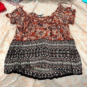 Dark Pattern Indy top